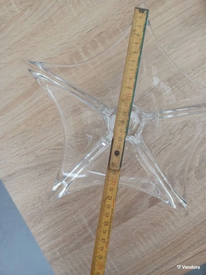 Decorative star-shaped container like new