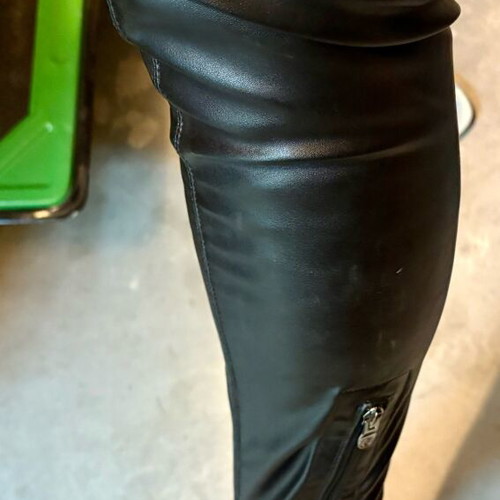 Leather black boots new, size 38