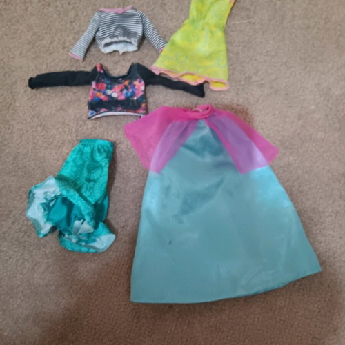 Barbie set used with 6 dolls, bicycle, pool and accessories