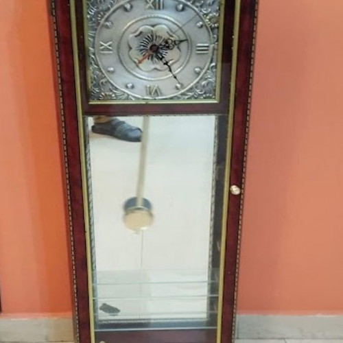 Vintage Collezione d'Arte Fiorentina wall clock used with quartz mechanism