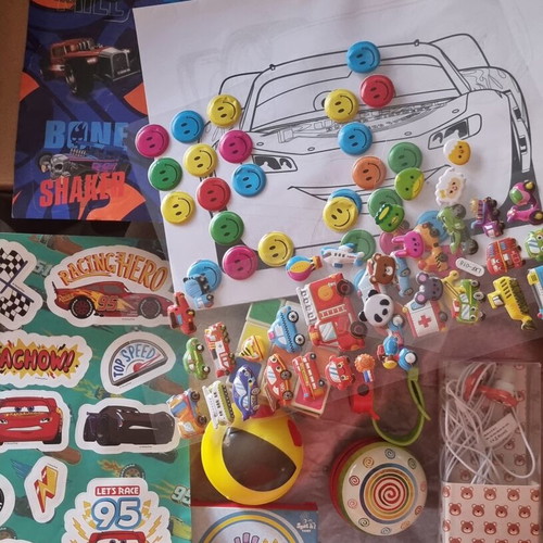 Toy set for children aged 3 and up, 17 pieces, used