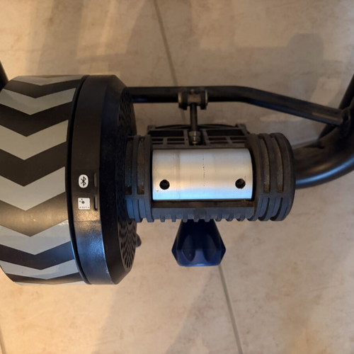 Wahoo KICKR SNAP smart indoor bike trainer wheel-on