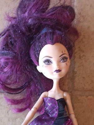 Κούκλα MonsterHigh συλλεκτική μεταχειρισμένη