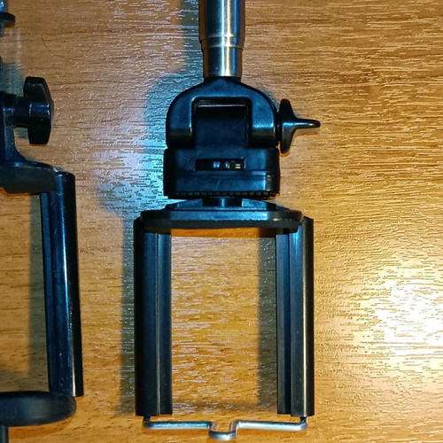 Selfie stick used, pack or individual