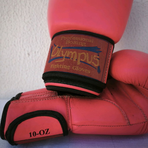 Olympus boxing gloves 10oz, fuchsia