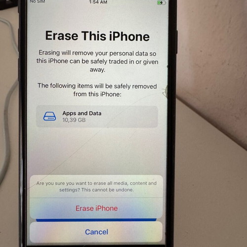 iPhone 8 64GB used with external rear crack, battery 89%