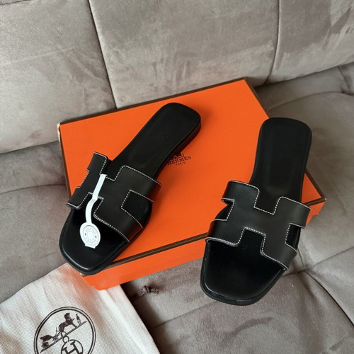 Γυναικεία παντόφλες Hermes μέγεθος 39 καινούργιες