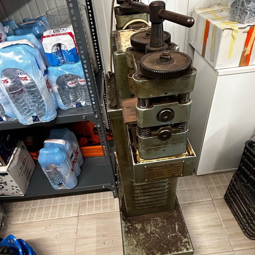 Double cylinder used for wire and plate