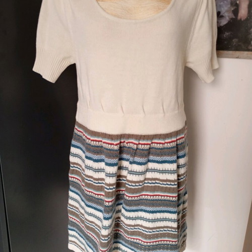 Papaya knitted women's dress size M used
