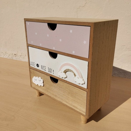 Children's jewelry box like new