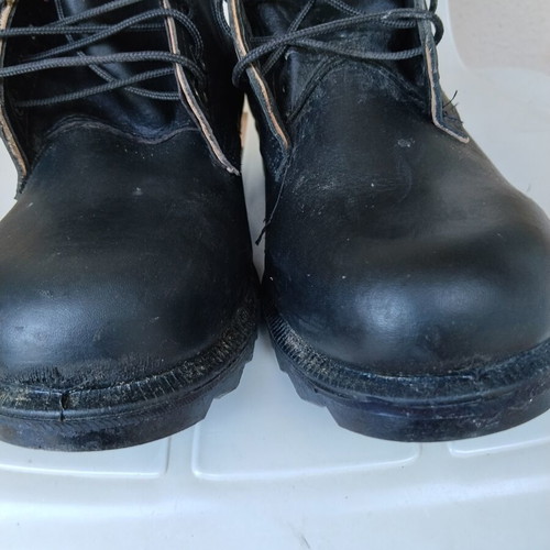 Military leather boots size 43 used, black
