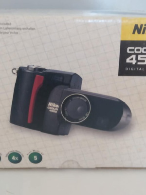 Nikon Coolpix 4500 σαν καινούργιο σε αυθεντική συσκευασία
