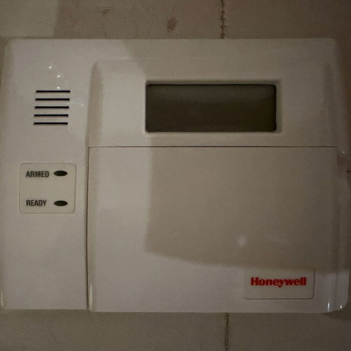 Honeywell OMNI 600 Wired Alarm System Complete Set