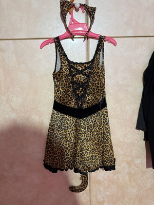 Carnival tiger costume like new with tail and headband with ears