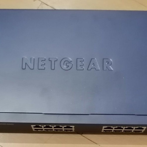Netgear ProSafe 16 Port Gigabit Switch like new