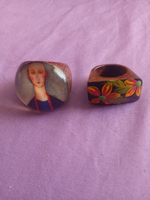 Wooden handmade rings set, like new, floral and portrait design
