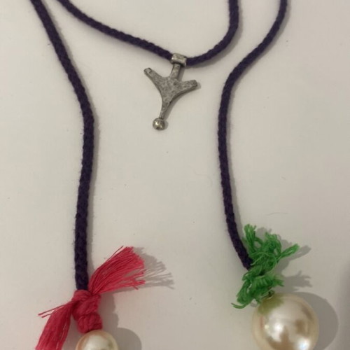 Handmade adjustable necklace with pearls like new