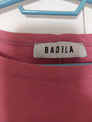 Badila cropped blouse like new, size S, pink