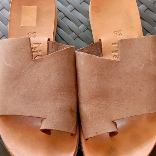Iris leather women's sandals used, tan color, Greek made, size 38