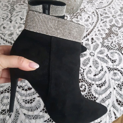 Franchesca Moretti suede black boots size 39 like new with rhinestones