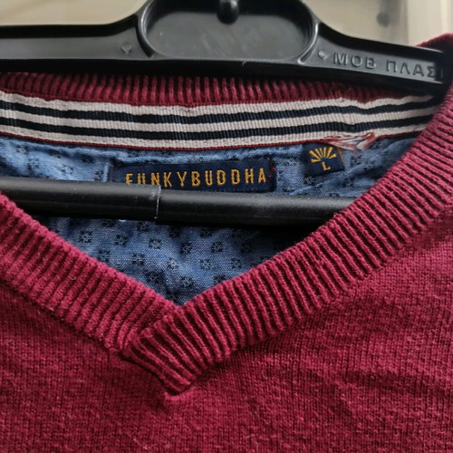 Funky Buddha burgundy men's sweater like new, size L
