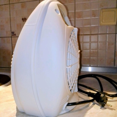Delonghi bathroom fan heater 2000 What like new