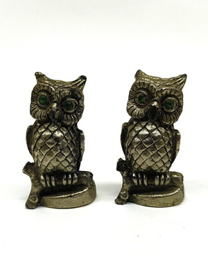 Set of 2 owl paperweights used, metal 5.5 cm