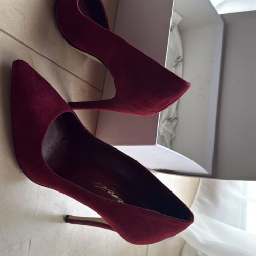 Sante Bordeaux Pumps No37 like new