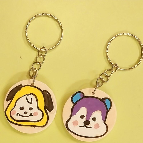 BT21 handmade wooden keychains like new, set of 7 pieces