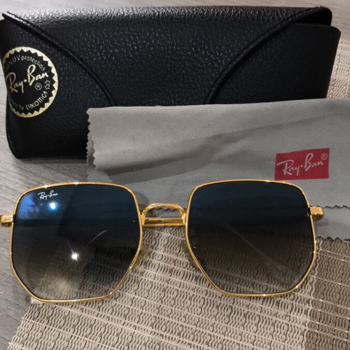 Ray-Ban sunglasses like new, brown and gold unisex