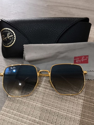 Ray-Ban sunglasses like new, brown and gold unisex