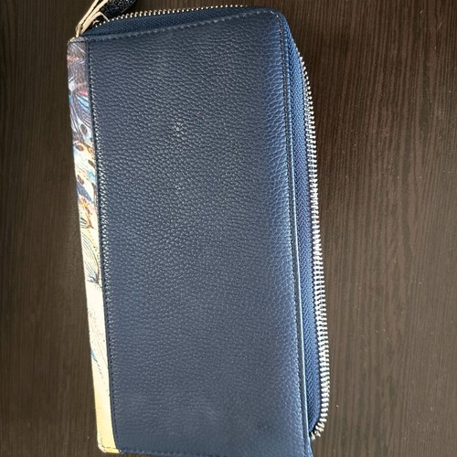Doca Large Wallet with Compartments like new, white and blue