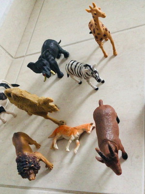 Collection of various animals used, pack
