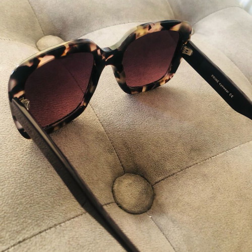 Prime sunglasses nearly new, tortoiseshell frame