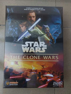 Star Wars Clone Wars board game new, medium size