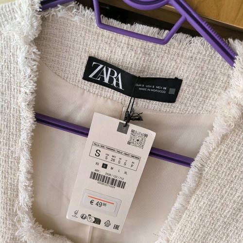 Zara long sleeveless vest with metallic thread, new, size S