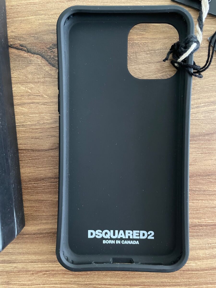 Dsquared2 Icon phone case for iPhone 11… - € 13,00 - Vendora.cy