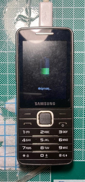 Samsung GT-S5610 8GB Λειτουργικό