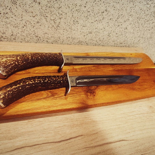 Hunting butcher knives, handmade, leather sheaths, set of 2