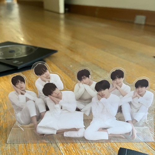 BTS Love Yourself Tear like new, version O with photocard and stand