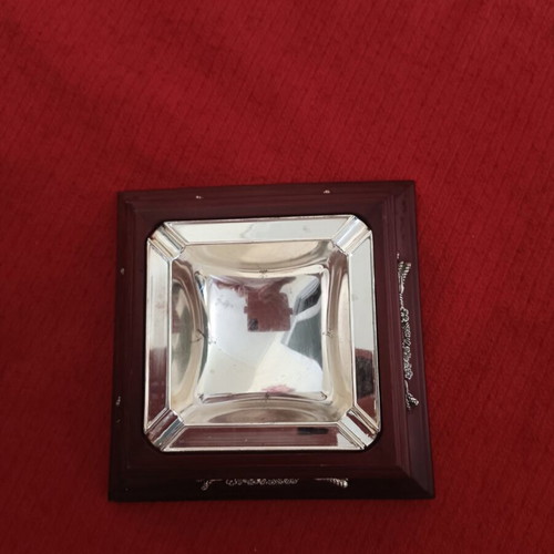 Metal ashtray used with wooden base silver color