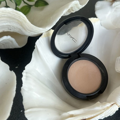 Mac Shaping Powder used