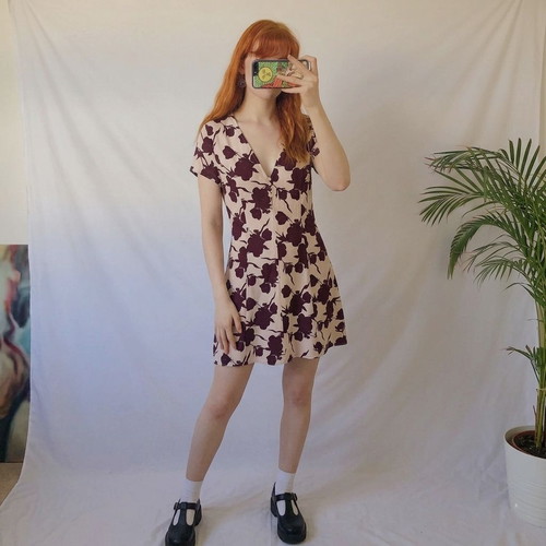 Mini floral dress used with V neck in pink-bordeaux ASOS