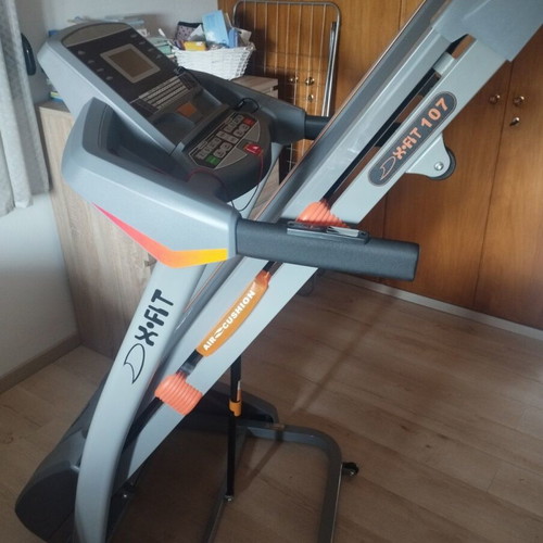 X Fit 107 Treadmill like new with fat burn and cardio programs