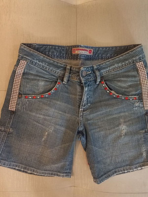 RossoDisera denim shorts used size 40 with new size 38 gift