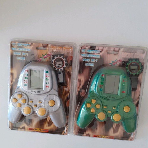 Electronic handheld card games new, set of 2