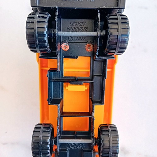 Matchbox Super Kings K-28 Bedford Skip Truck toy car new
