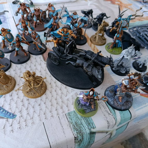 Stormcast Eternals Warhammer Age of Sigmar miniatures partially painted, used