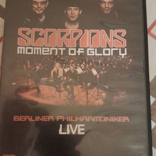 Scorpions Moment of Glory DVD like new, live with symphonic orchestra