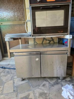 Counter and Cabinet for Grill like new